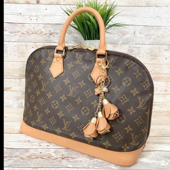 💣❤️Authentic LOUIS VUITTON ALMA PM